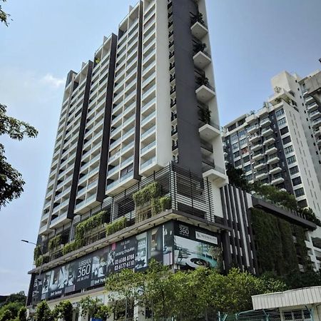 Urban 360 Studio Love Rara Suite Homestay Cuevas de Batu Exterior foto