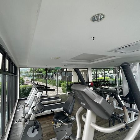 Urban 360 Studio Love Rara Suite Homestay Cuevas de Batu Exterior foto