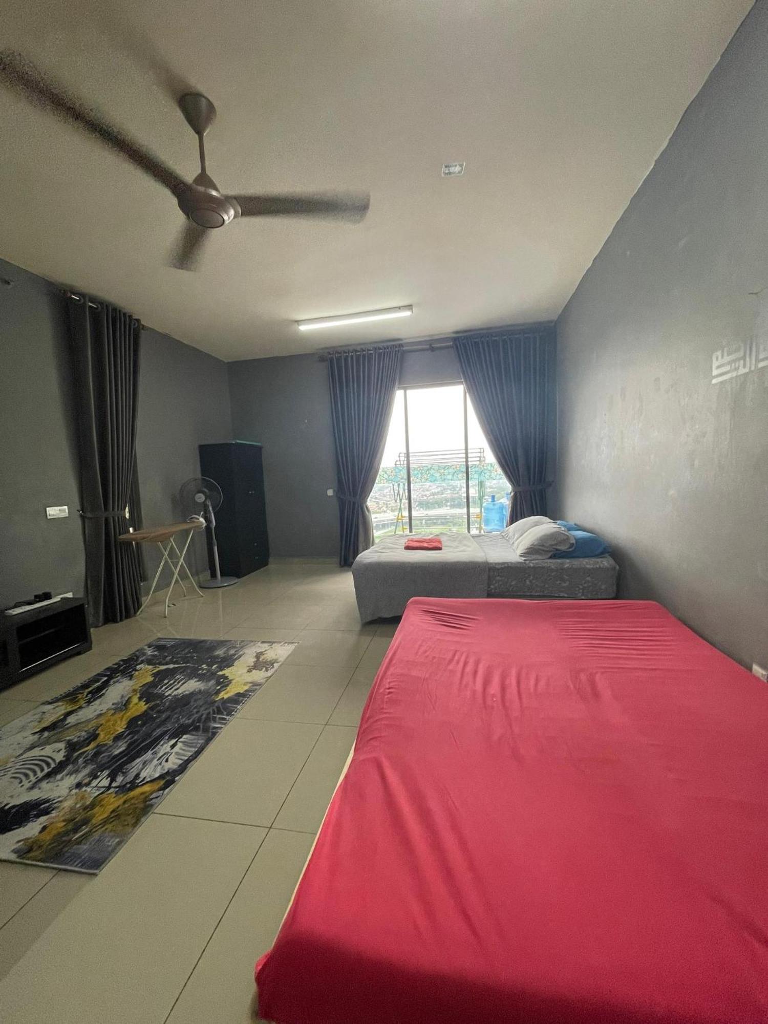 Urban 360 Studio Love Rara Suite Homestay Cuevas de Batu Exterior foto